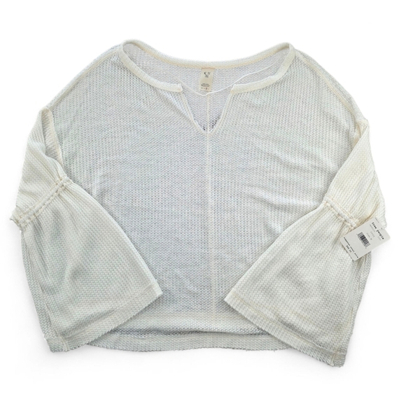 Free People We The Free Oversized Ivory Waffle Knit V-neck Bell Sleeve Top M NWT - Picture 1 of 10